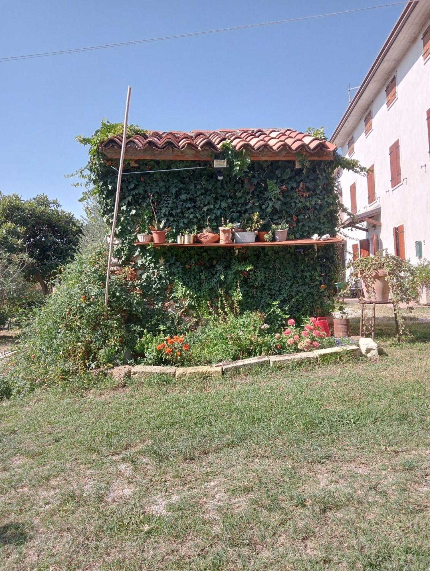 La Casa Di Delfina Bed & Breakfast Caprino Veronese Exterior photo